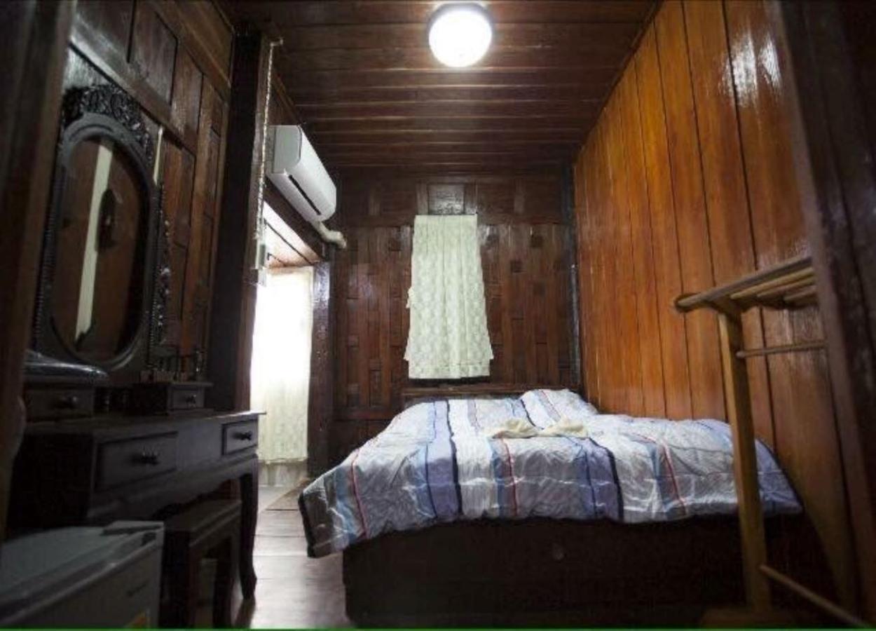 Solarcell Walking Street Homestay - โซล่าเซลล์ถนนคนเดินโฮมสเตย์ Ban Nong Nam Khan Luaran gambar