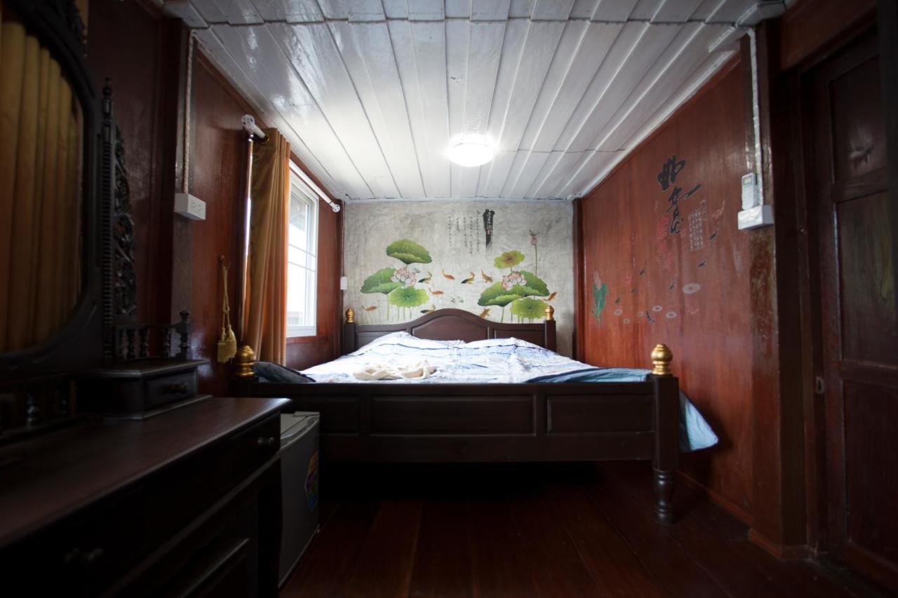 Solarcell Walking Street Homestay - โซล่าเซลล์ถนนคนเดินโฮมสเตย์ Ban Nong Nam Khan Luaran gambar